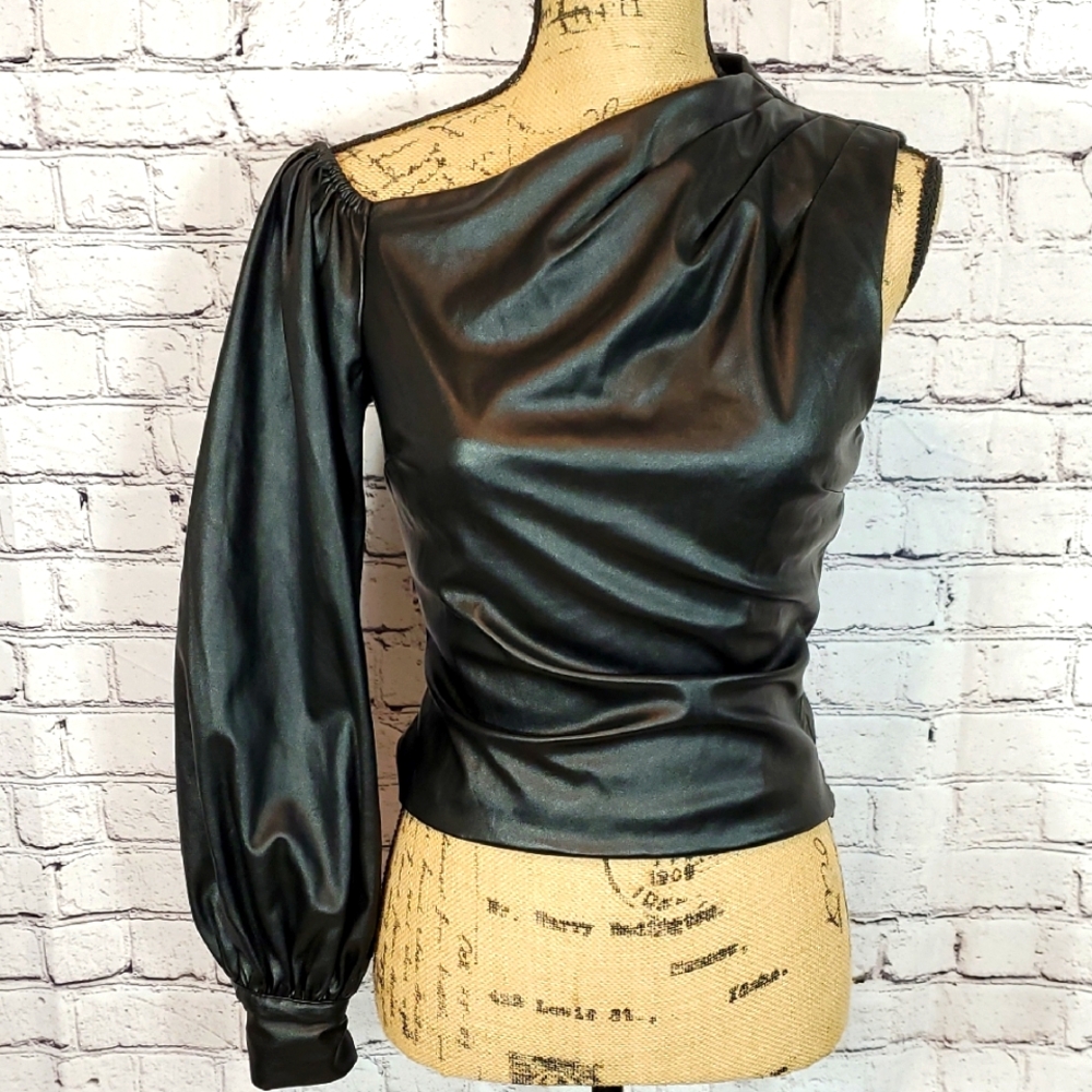 AKIRA Sleek Black Asymmetrical Blouse